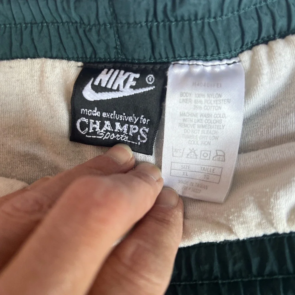 Nike authentic vtg